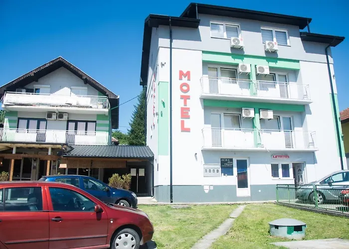 Motel Aura